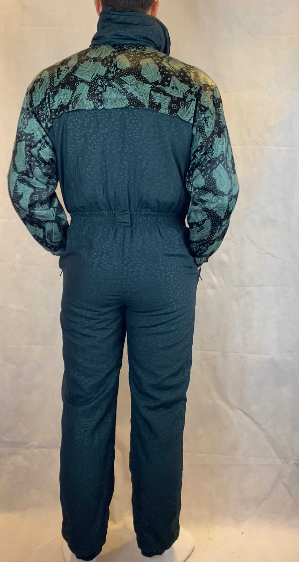 Vintage Skioverall in M grün mit Muster von Startos in SIZE 44