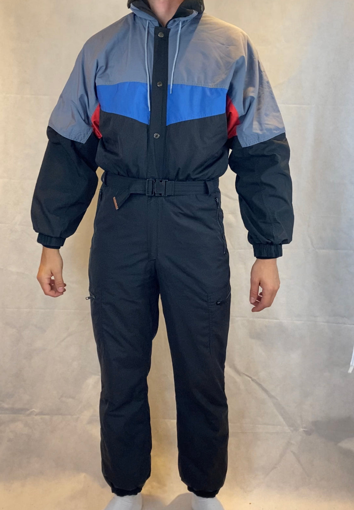 Vintage Skioverall in schwarz/grau in L in SIZE 50