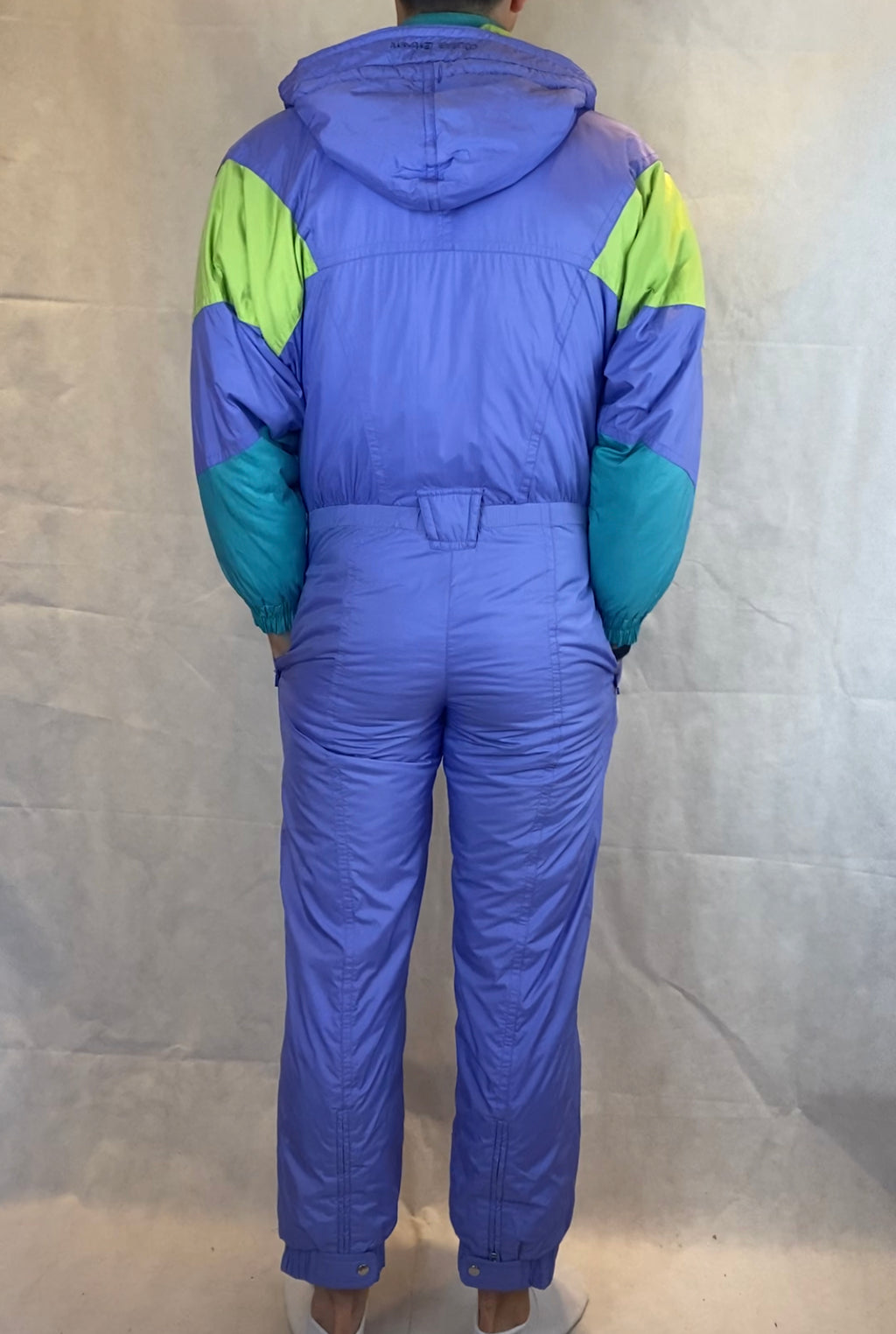 Vintage Skioverall von COLMAR in blau in M in size 44