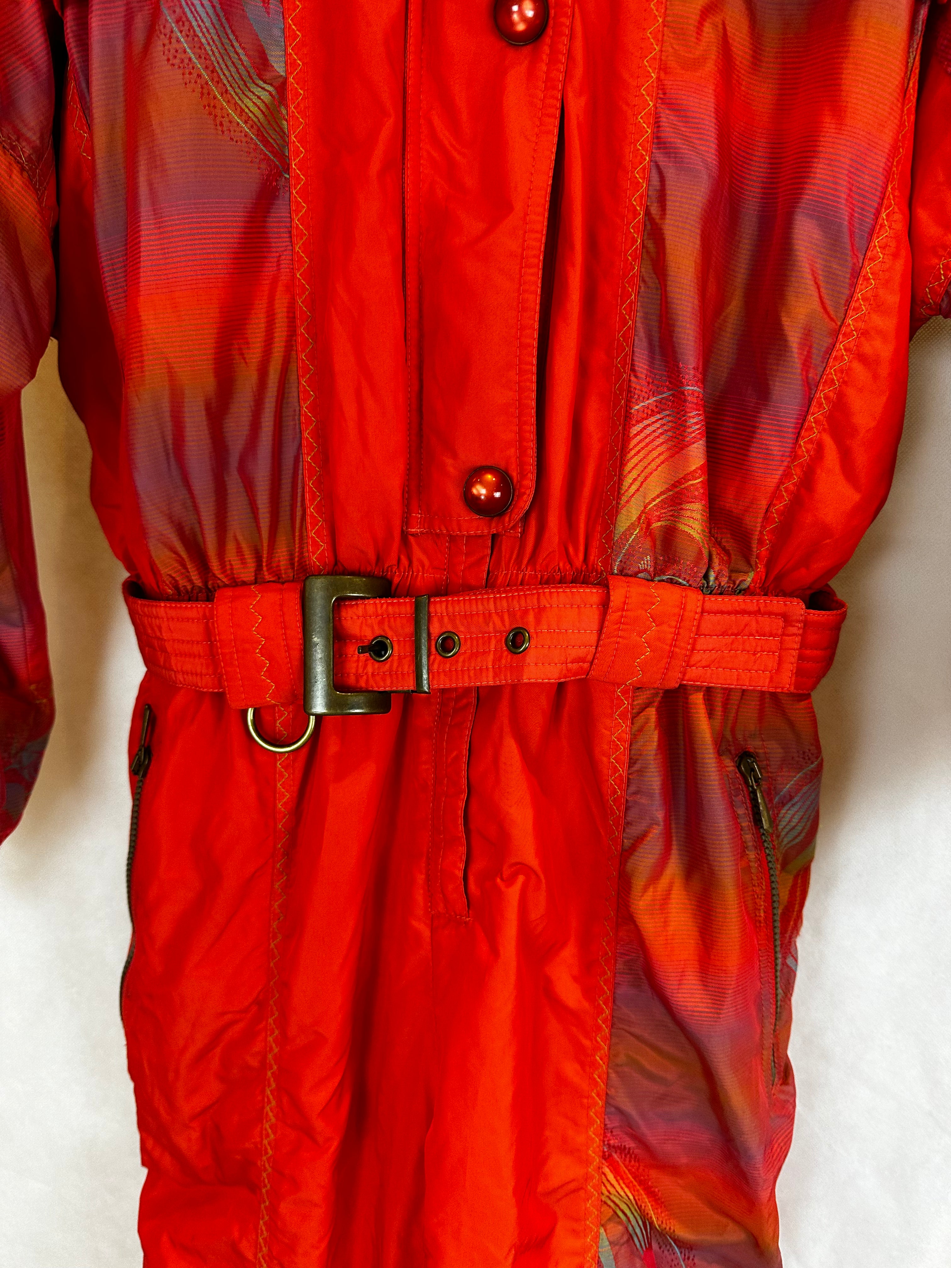 Vintage Skioverall von Silvy in rot/fade M in SIZE 46