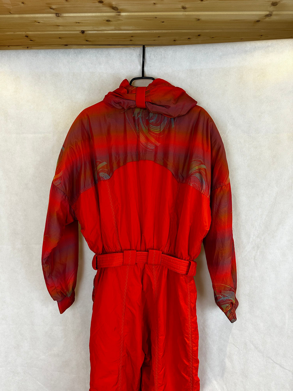 Vintage Skioverall von Silvy in rot/fade M in SIZE 46