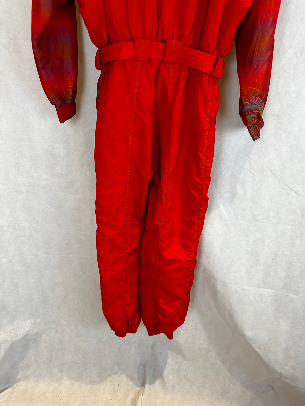 Vintage Skioverall von Silvy in rot/fade M in SIZE 46