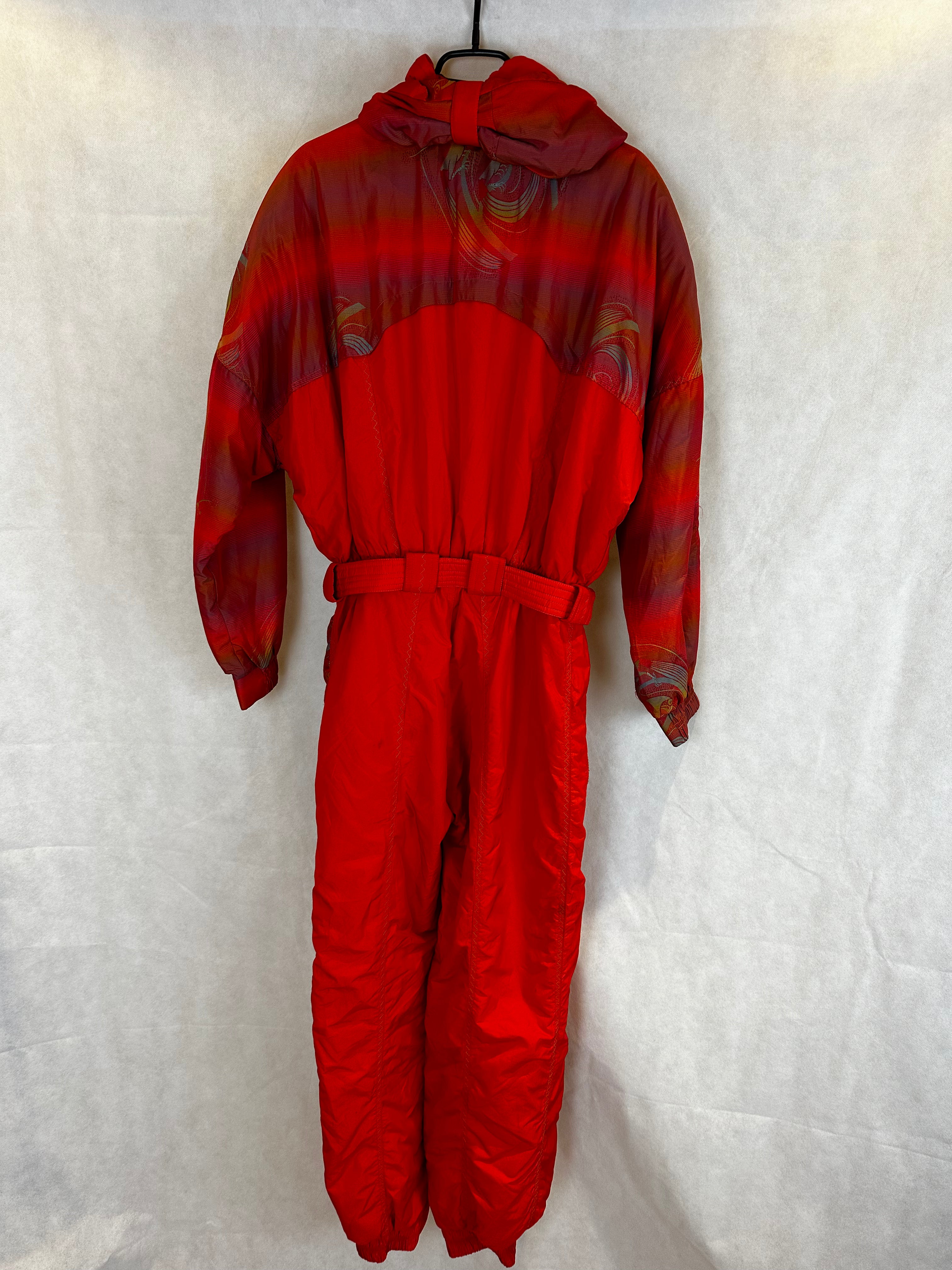 Vintage Skioverall von Silvy in rot/fade M in SIZE 46