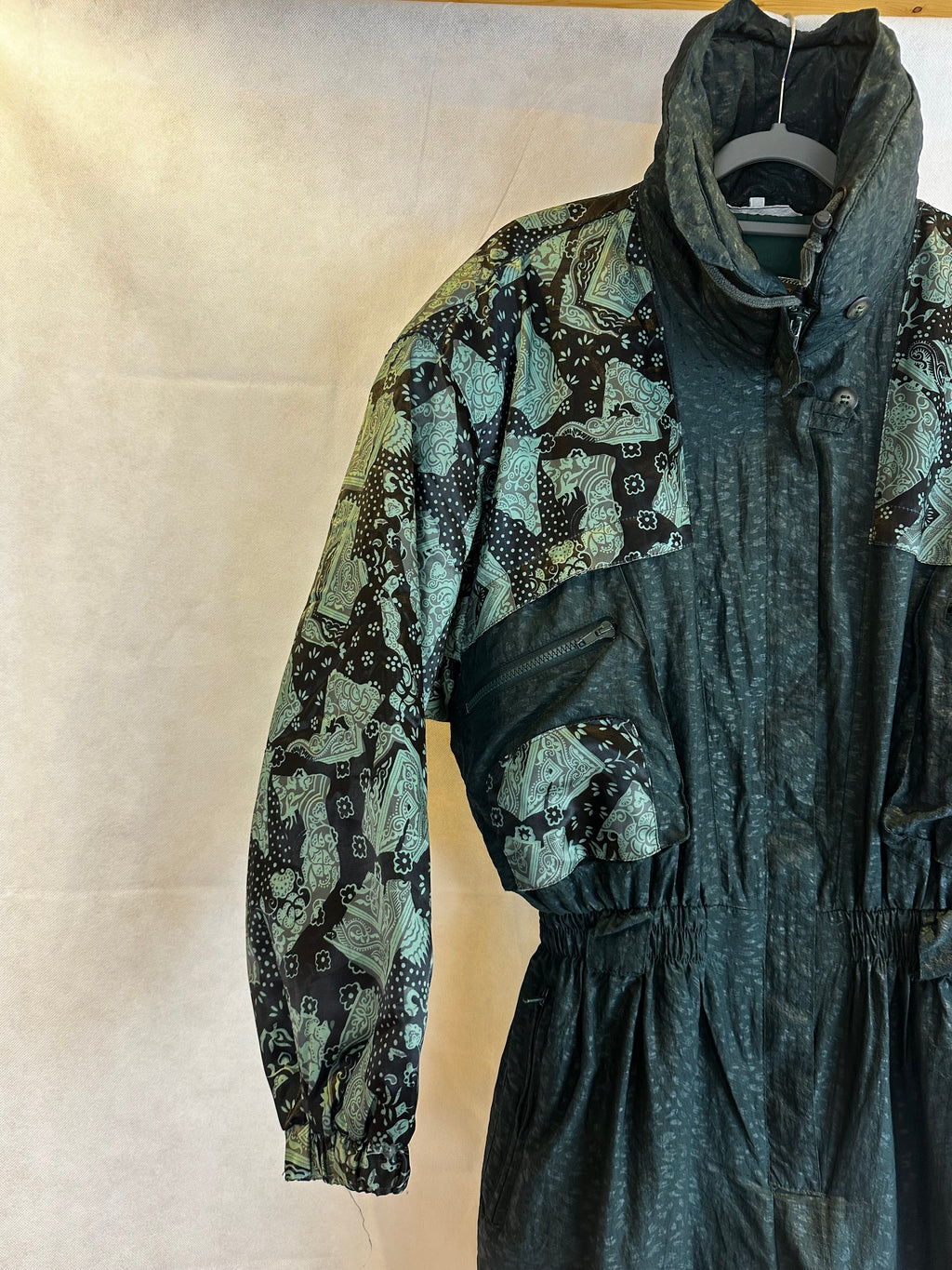 Vintage Skioverall in M grün mit Muster von Startos in SIZE 44