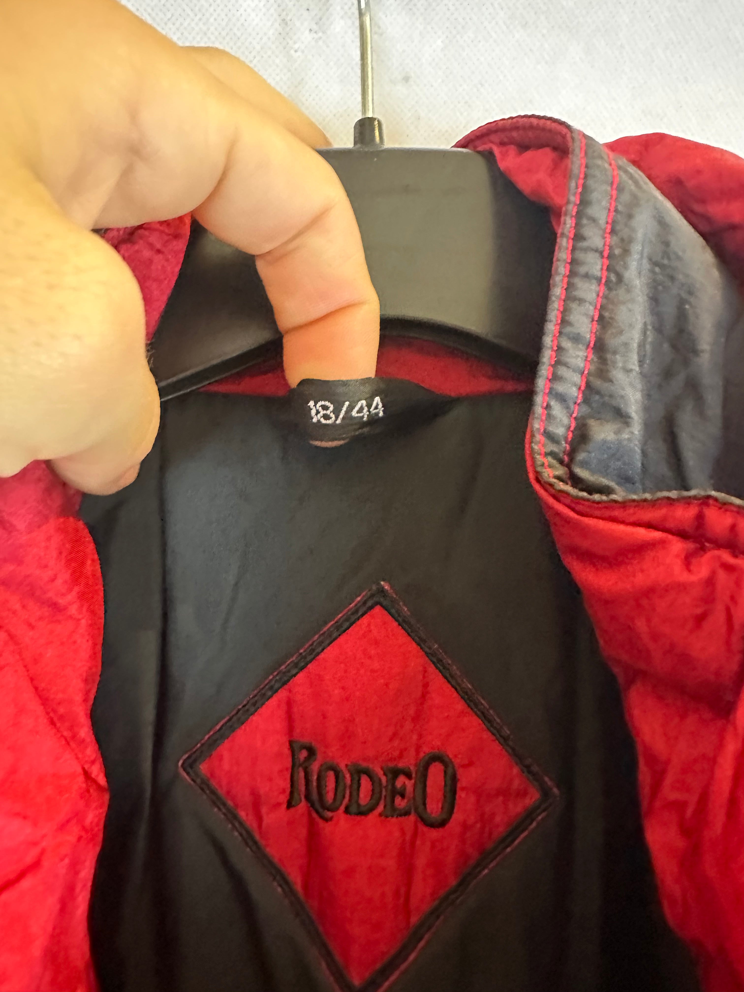 Vintage Skioverall von RODEO in rot/schwarz in M Size 18/44