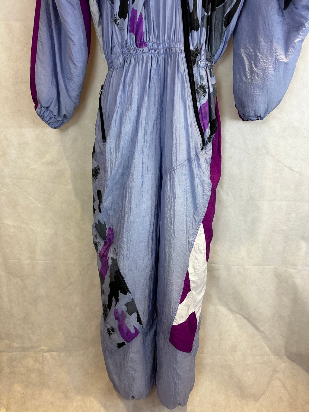 Vintage Skioverall von SnowSki in Lila in L