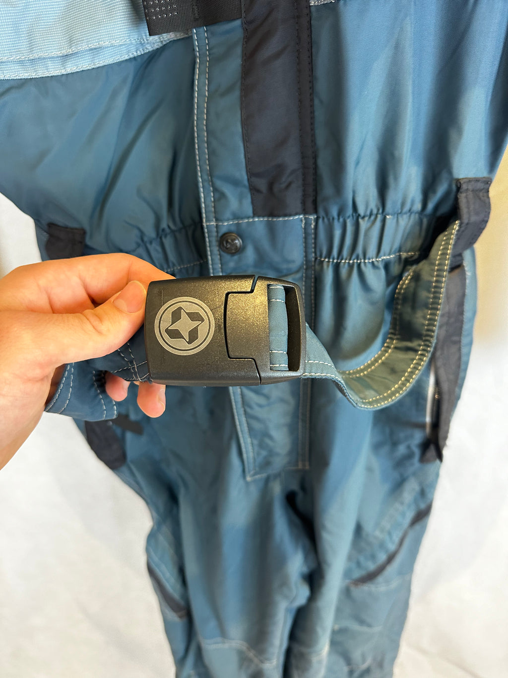 Vintage Skioverall von COLMAR in hellblau in L