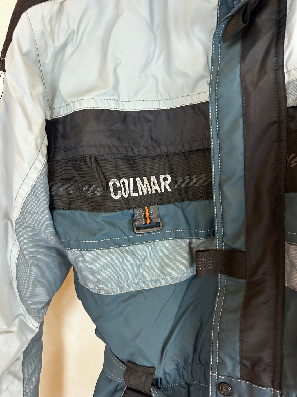 Vintage Skioverall von COLMAR in hellblau in L