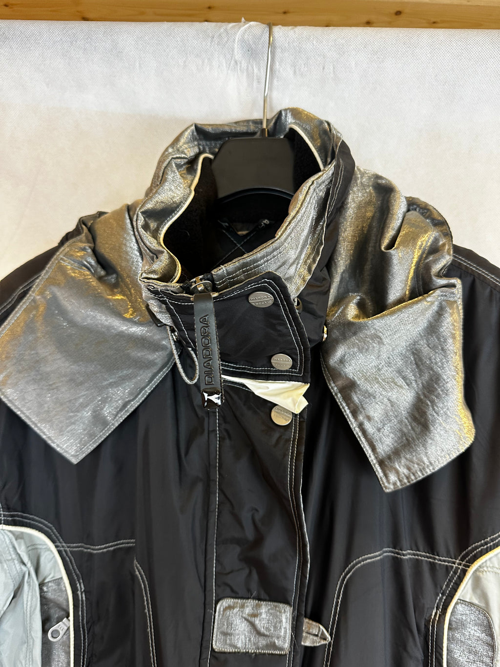 Vintage Skioverall von DIADORA in Schwarz/Silber S/M