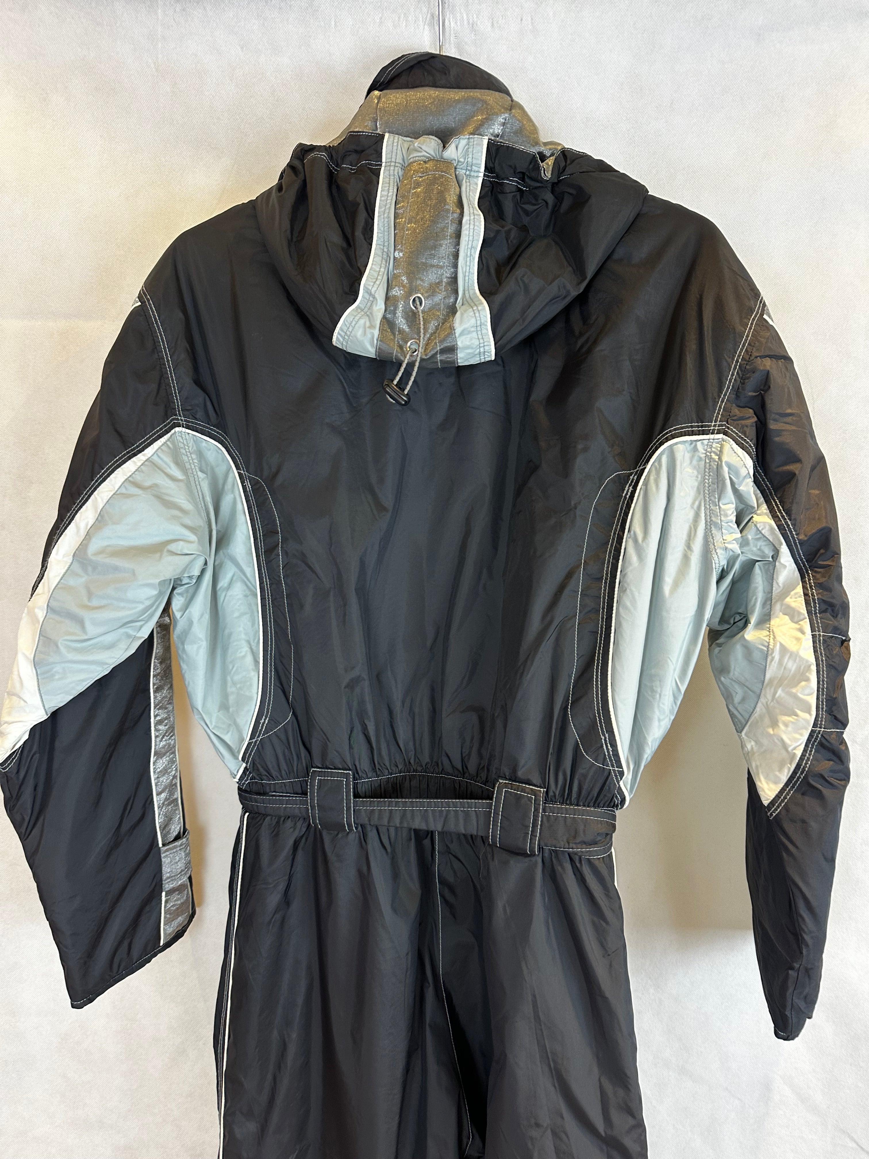 Vintage Skioverall von DIADORA in Schwarz/Silber S/M