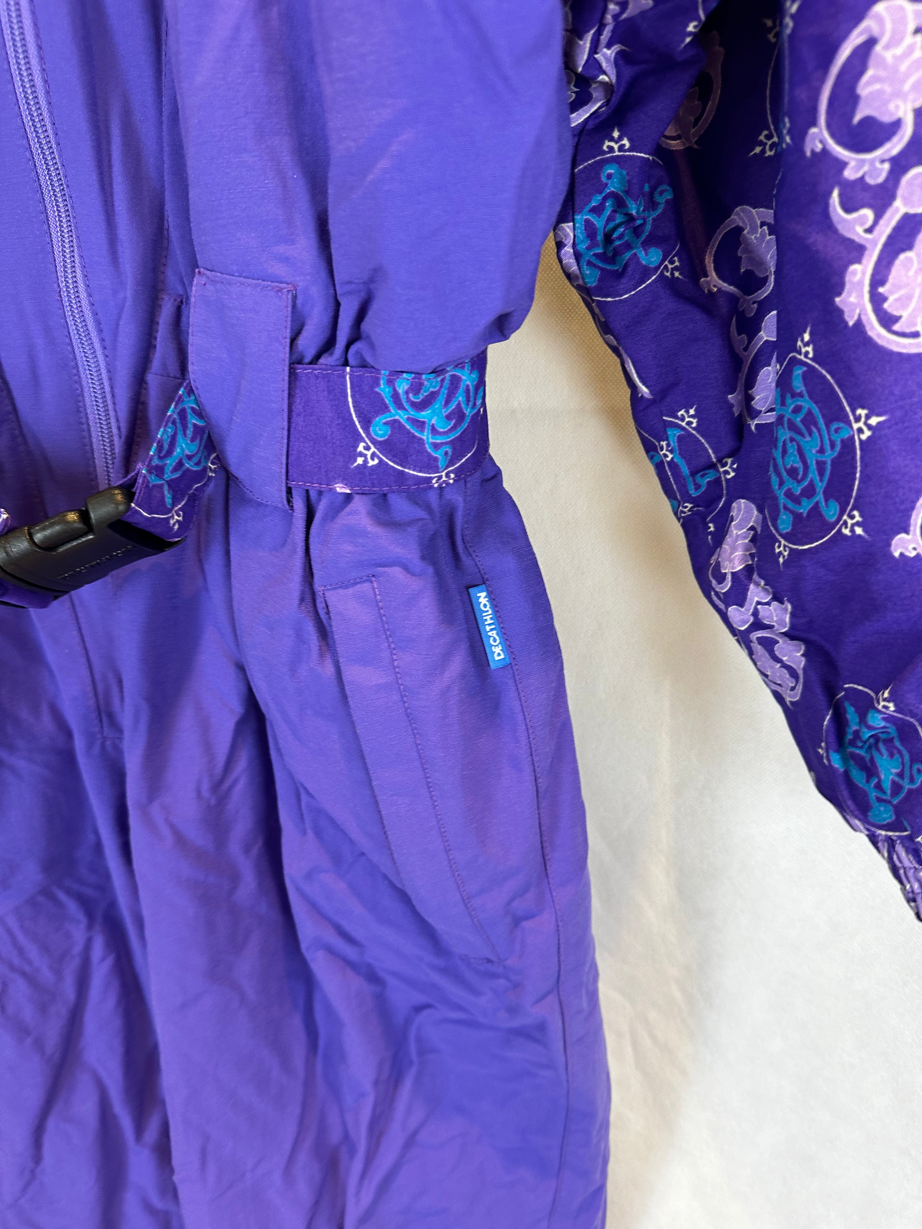 Vintage Skioverall von in Lila mit Muster in S