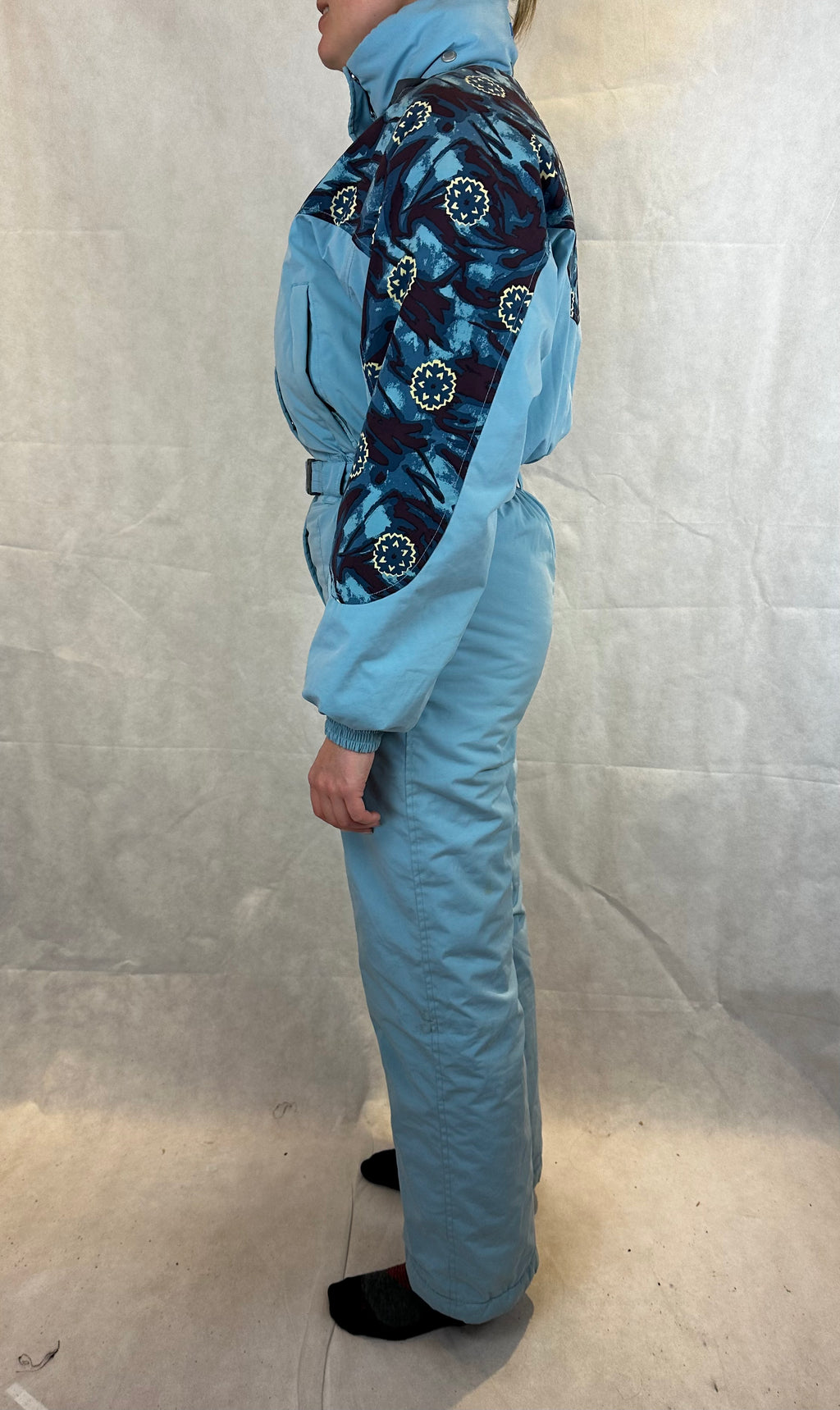 Vintage Skioverall in turkis mit Muster S/M